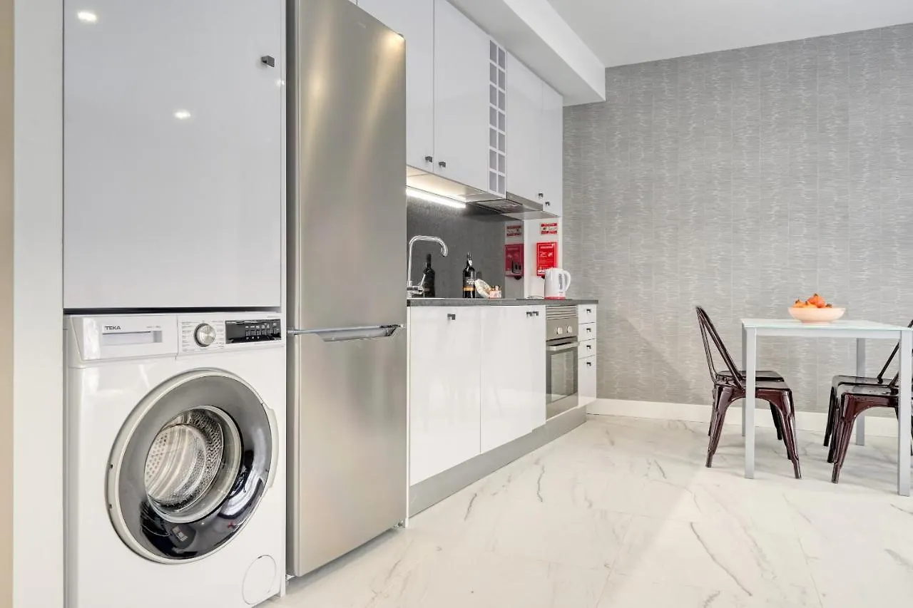 Appartamento Beco Santa Emilia 3M, A Home In Madeira Funchal